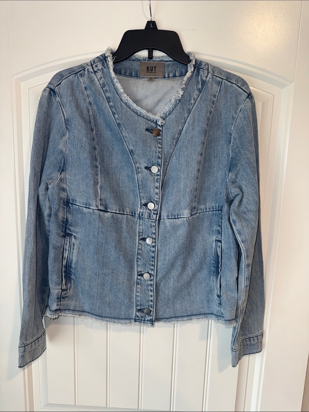 KUT from the Kloth Olea Frayed Denim Jacket Light Wash Small